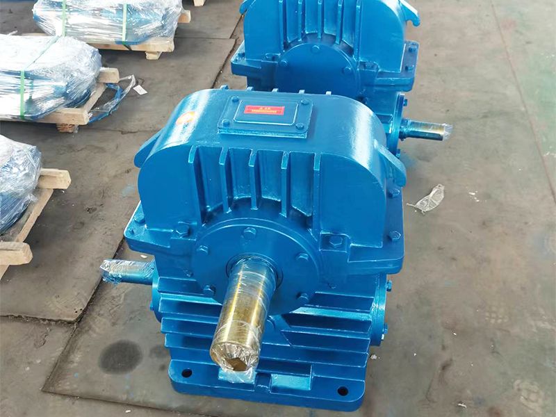 CWU圓弧圓柱雙級(jí)蝸桿及齒輪減速機(jī)簡(jiǎn)介